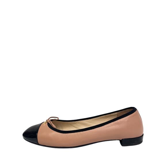 PRADA Pink Leather Logo Bow Accent Cap Toe Ballet Flats Size US 8.5 EU 38.5 - Picture 1 of 7